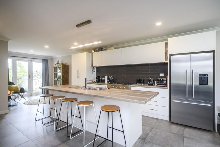 Photo of property in 134 Cook Street, West End, Palmerston North, 4410