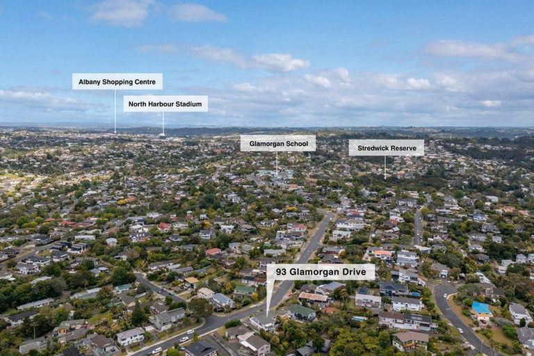 Photo of property in 93 Glamorgan Drive, Torbay, Auckland, 0630