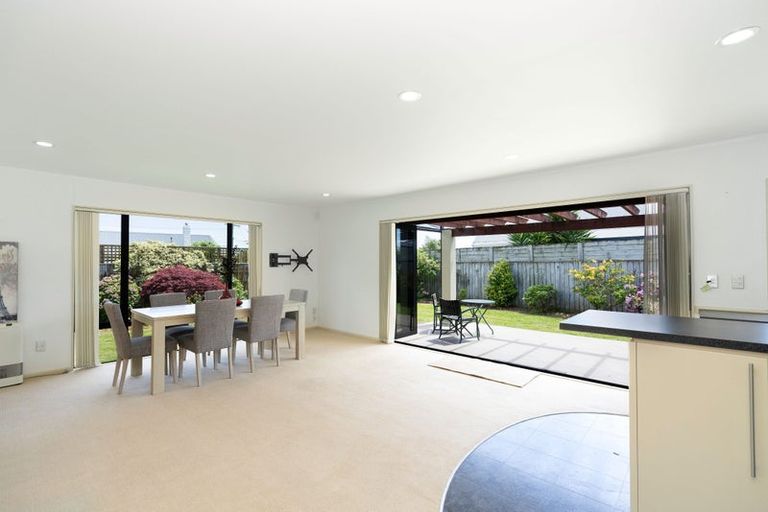 Photo of property in 1 Corfe Castle Lane, Levin, 5510