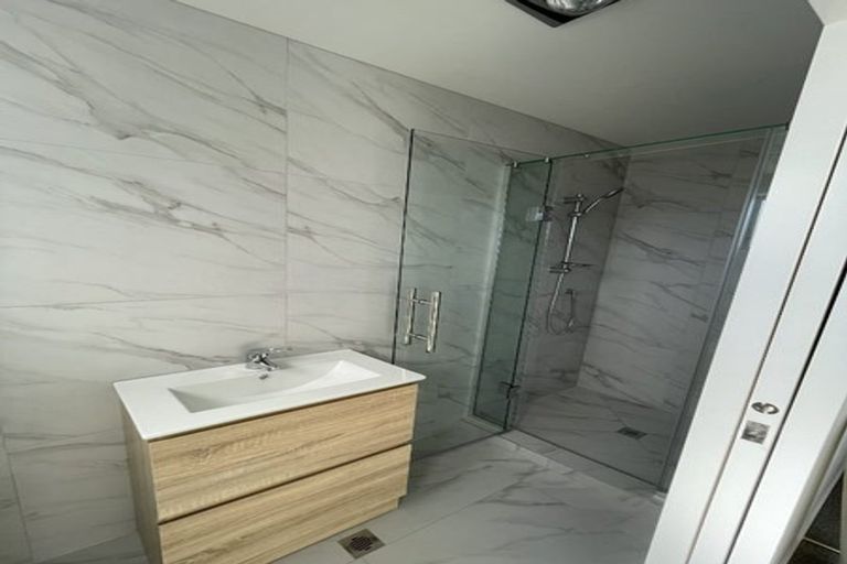 Photo of property in 19a Poruru Close, Papakura, 2110