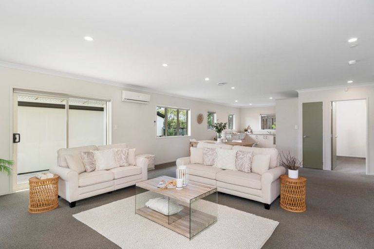 Photo of property in 5 Harmens Way, Greerton, Tauranga, 3112