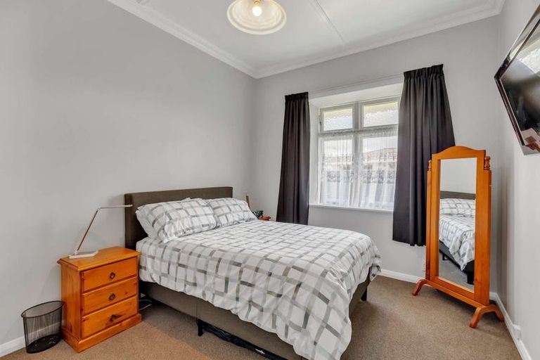 Photo of property in 404 Tremaine Avenue, Takaro, Palmerston North, 4412