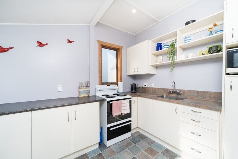 Photo of property in 22 Clausen Street, Takaro, Palmerston North, 4412