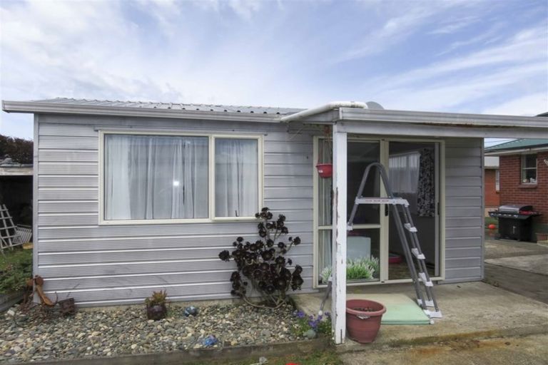 Photo of property in 70 Glenalmond Crescent, Rockdale, Invercargill, 9812