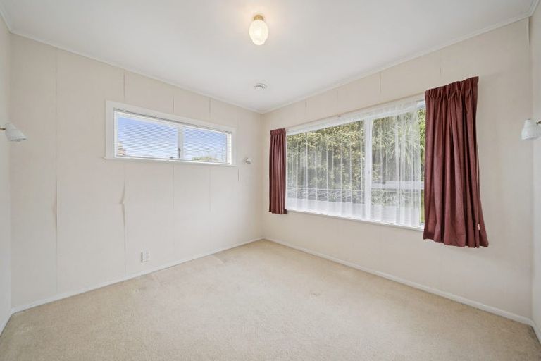 Photo of property in 10 Greenhill Crescent, Pakuranga, Auckland, 2010
