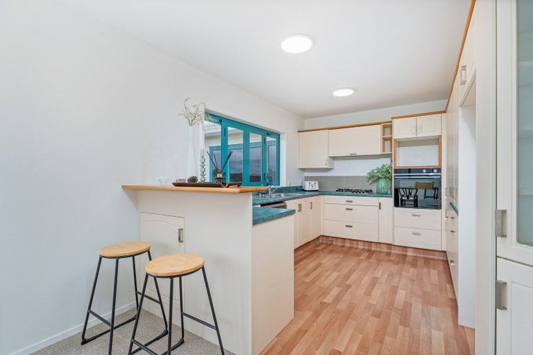 Photo of property in 10 Protea Crescent, Whitianga, 3510