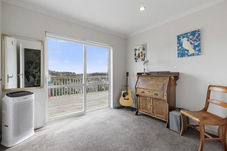 Photo of property in 8 Polestar Lane, Whitby, Porirua, 5024