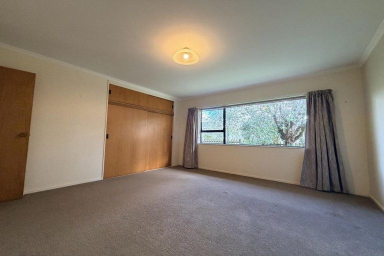 Photo of property in 35 Old South Road, Okato, 4335