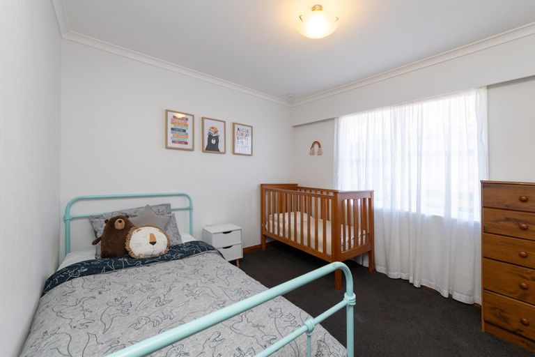 Photo of property in 7 Liverpool Street, Takaro, Palmerston North, 4412