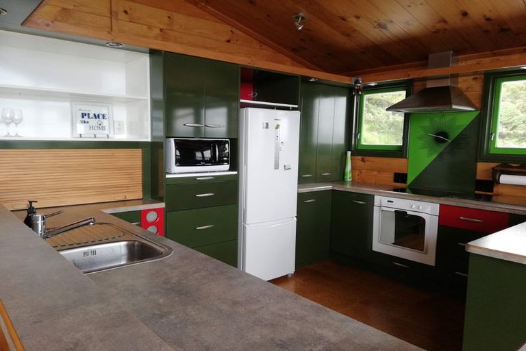 Photo of property in 35 Mulberry Street, Maungaraki, Lower Hutt, 5010