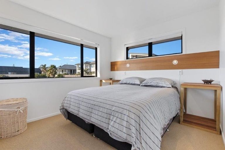 Photo of property in 1046b Papamoa Beach Road, Papamoa Beach, Papamoa, 3118