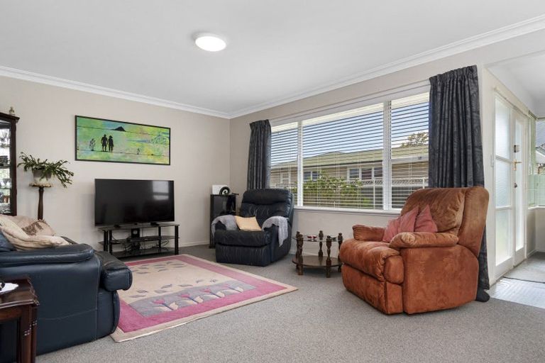 Photo of property in 404a Otumoetai Road, Otumoetai, Tauranga, 3110