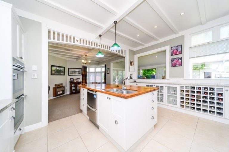 Photo of property in 50 Te Awe Awe Street, Hokowhitu, Palmerston North, 4410