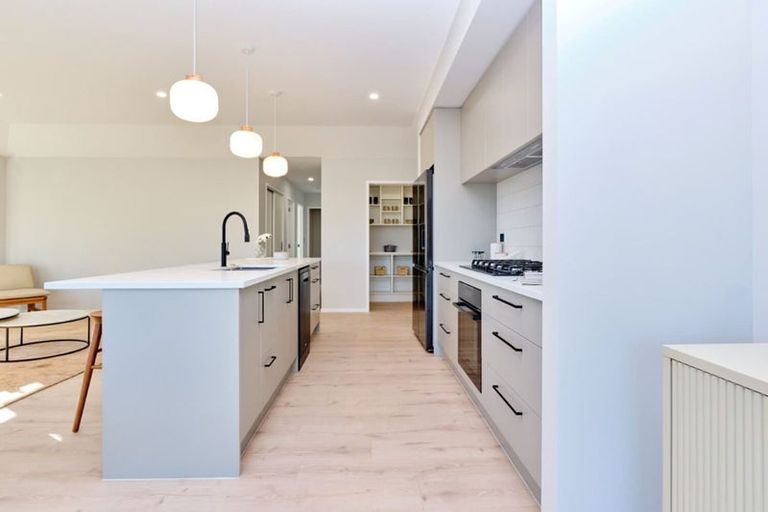 Photo of property in 11 Dolcetto Place, Pokeno, 2402