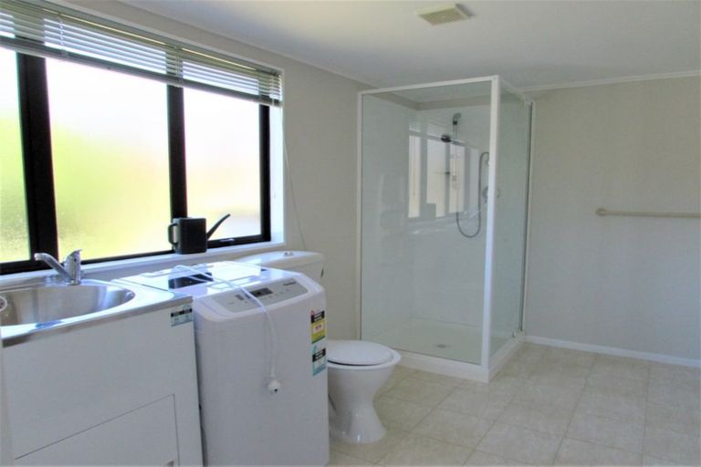 Photo of property in 144 Driver Crescent, Cannons Creek, Porirua, 5024
