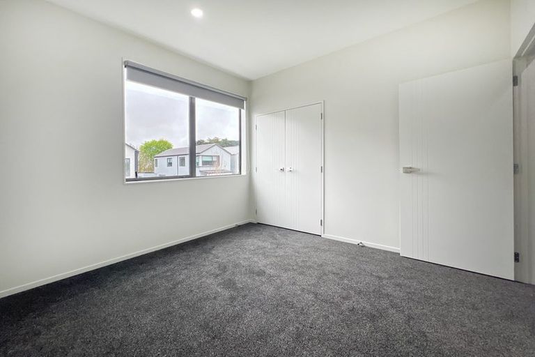 Photo of property in 16 Yellow Pear Lane, Karaka, 2578