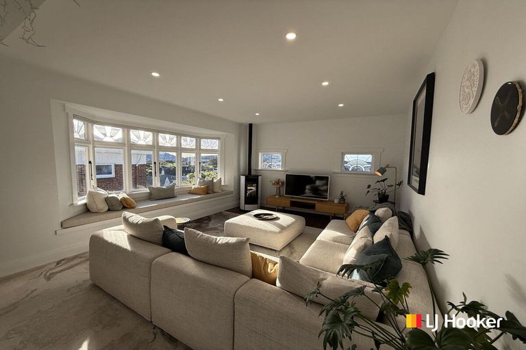 Photo of property in 104 Forbury Road, Saint Clair, Dunedin, 9012