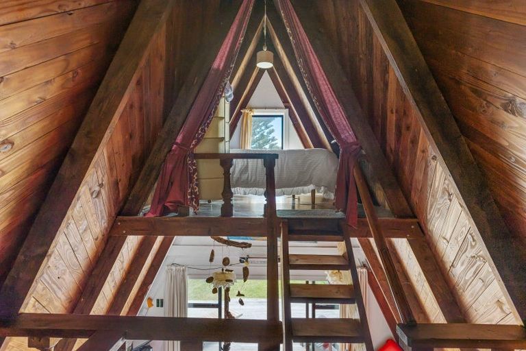 Photo of property in 127 Blue Pacific Parade, Riversdale Beach, Masterton, 5872