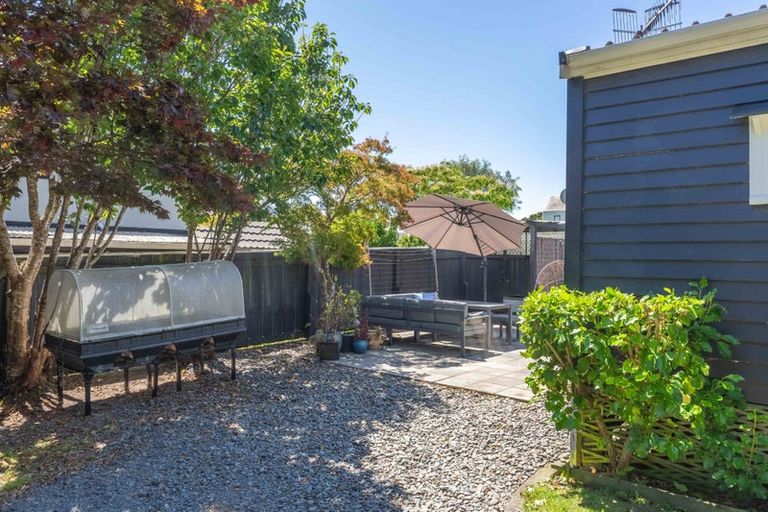 Photo of property in 8 Winara Avenue, Waikanae, 5036