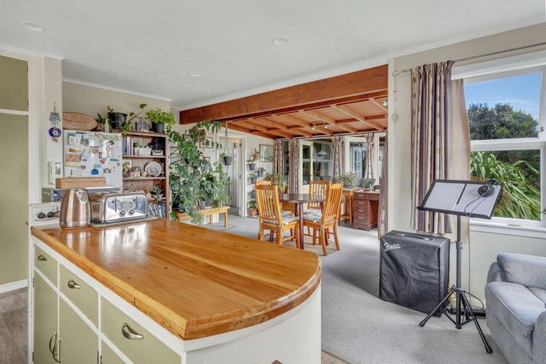 Photo of property in 14 Tarena Street, Mamaku, 3020