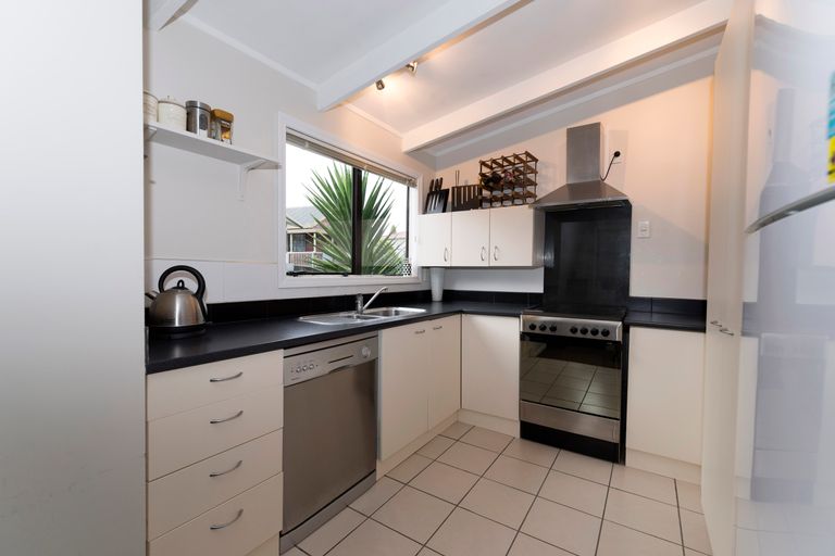 Photo of property in 2/34 Don Buck Road, Massey, Auckland, 0614