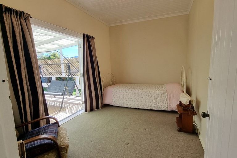 Photo of property in 53 Omapere Street, Dobson, Greymouth, 7805