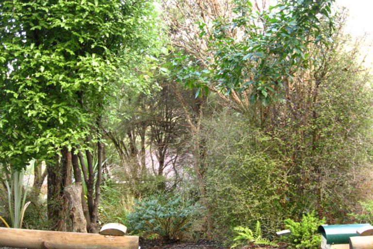 Photo of property in 15 Annie Street, Osborne, Port Chalmers, 9081