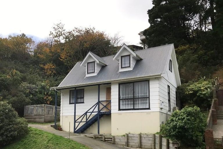 Photo of property in 3 Hazlewood Avenue, Karori, Wellington, 6012