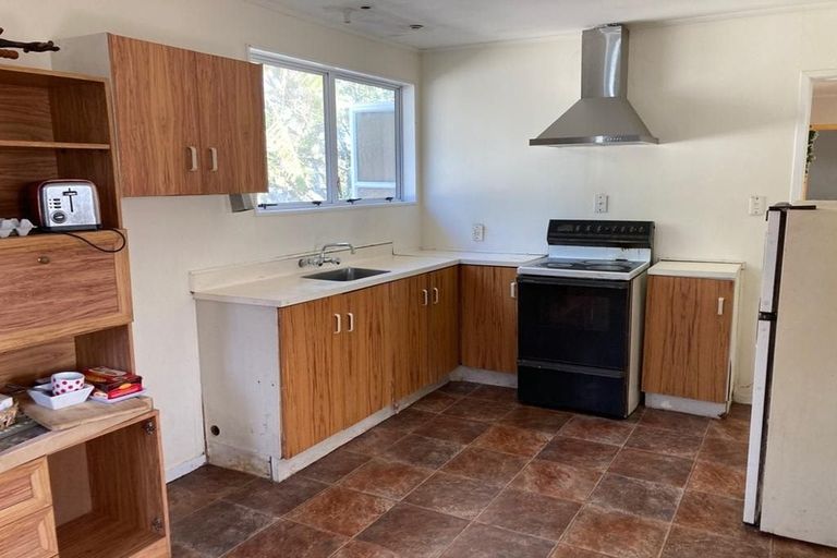 Photo of property in 3/3 Etherton Drive, Weymouth, Auckland, 2103