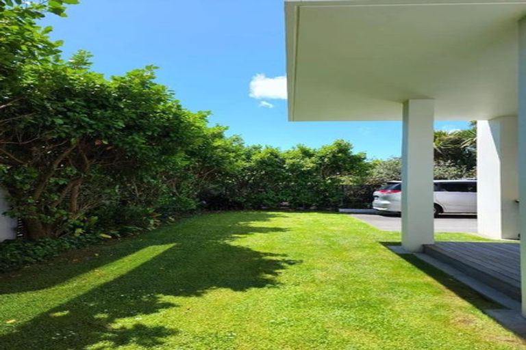 Photo of property in 1152b South Road, Oakura, 4314