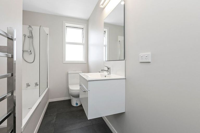 Photo of property in 3/13 Prince Albert Road, Saint Kilda, Dunedin, 9012