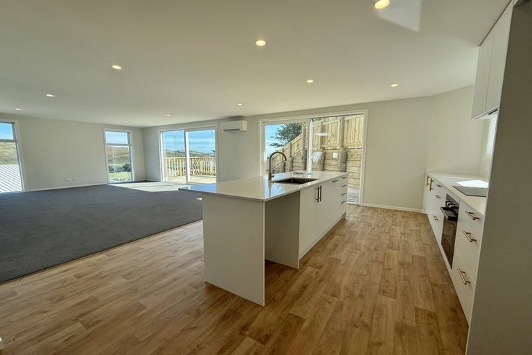 Photo of property in 23 Mana View Road, Paremata, Porirua, 5026