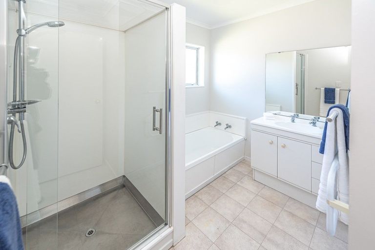 Photo of property in 34 Kakaho Drive, Tawhero, Whanganui, 4501