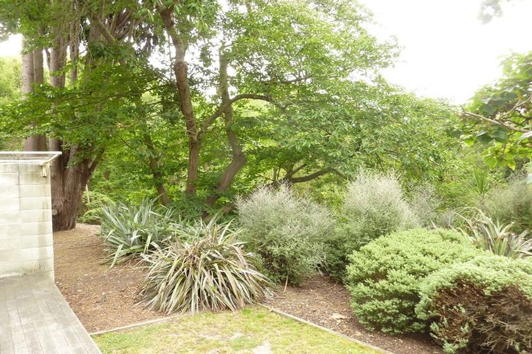 Photo of property in 17a Athol Terrace, Upper Riccarton, Christchurch, 8041