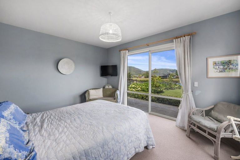 Photo of property in 9 Pukeko Way, Kinloch, Taupo, 3377