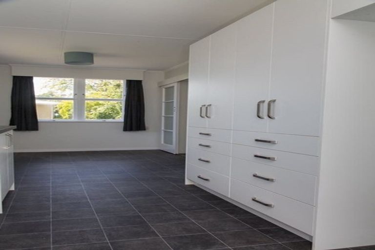 Photo of property in 1 Patea Place, Terrace End, Palmerston North, 4410