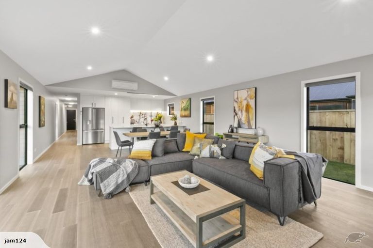 Photo of property in 19 Wheat Street, Jacks Point, Queenstown, 9371