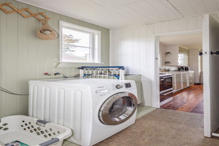 Photo of property in 30 Mackenzie Street, National Park, Owhango, 3989