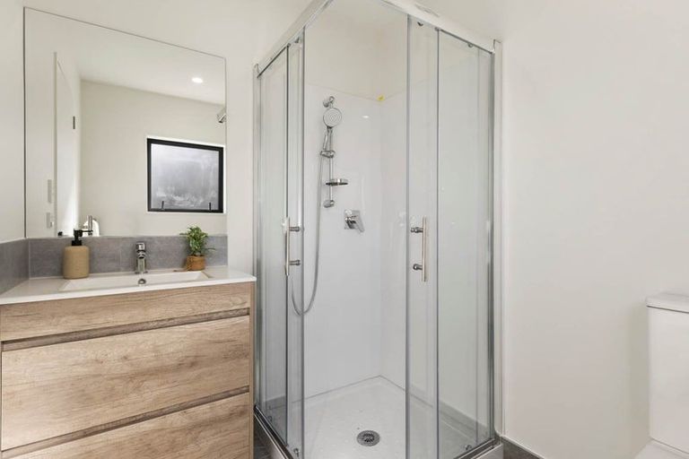 Photo of property in 9d Lismore Place, Papatoetoe, Auckland, 2025