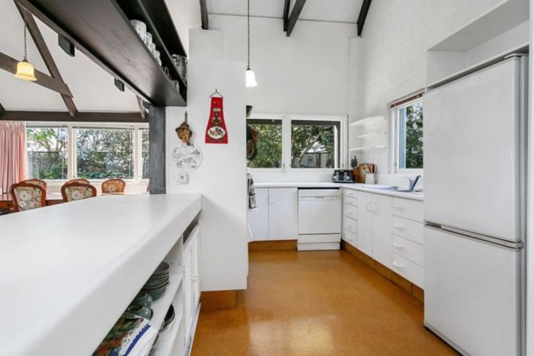 Photo of property in 107 Hall Street, Cambridge, 3434