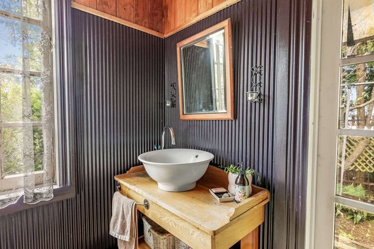 Photo of property in 16 Cole Street, Dannevirke, 4930