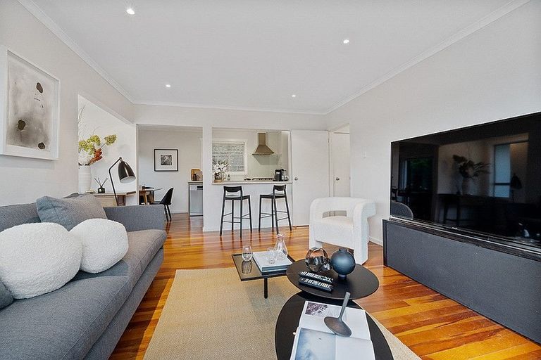 Photo of property in 23 Tripoli Road, Panmure, Auckland, 1072