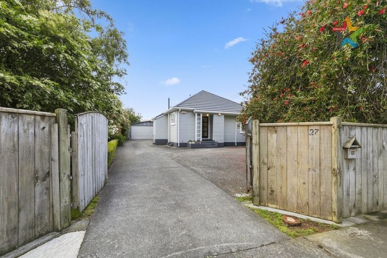 Photo of property in 27 Chapman Crescent, Naenae, Lower Hutt, 5011