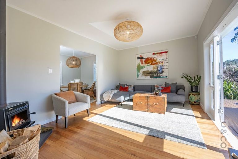 Photo of property in 29 Cambridge Road, Riverhead, 0820