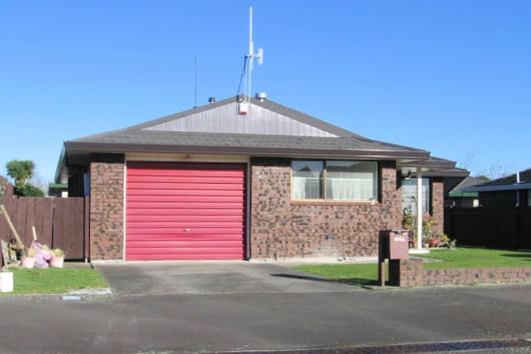 Photo of property in 3/64 Albert Street, Palmerston North, 4414