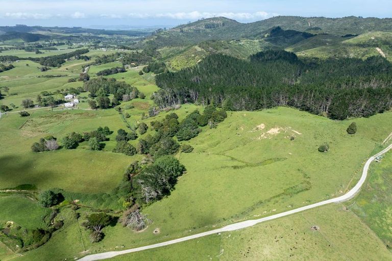 Photo of property in 450 Komokoriki Hill Road, Makarau, Warkworth, 0981