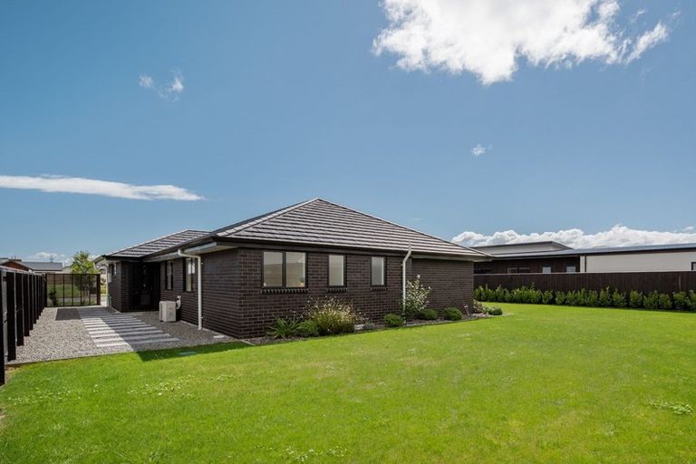 Photo of property in 14 Rose Manor Drive, Springlands, Blenheim, 7201