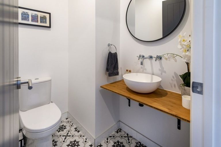 Photo of property in 63a Evelyn Road, Cockle Bay, Auckland, 2014