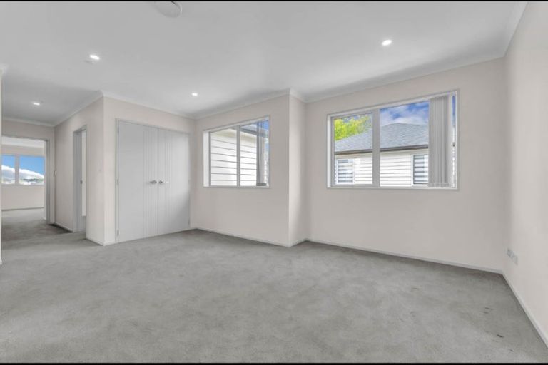 Photo of property in 95d Raglan Street, Mangere East, Auckland, 2024