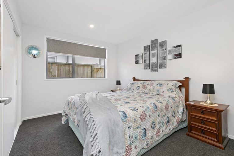 Photo of property in 14 Hugo Way, Papamoa Beach, Papamoa, 3118